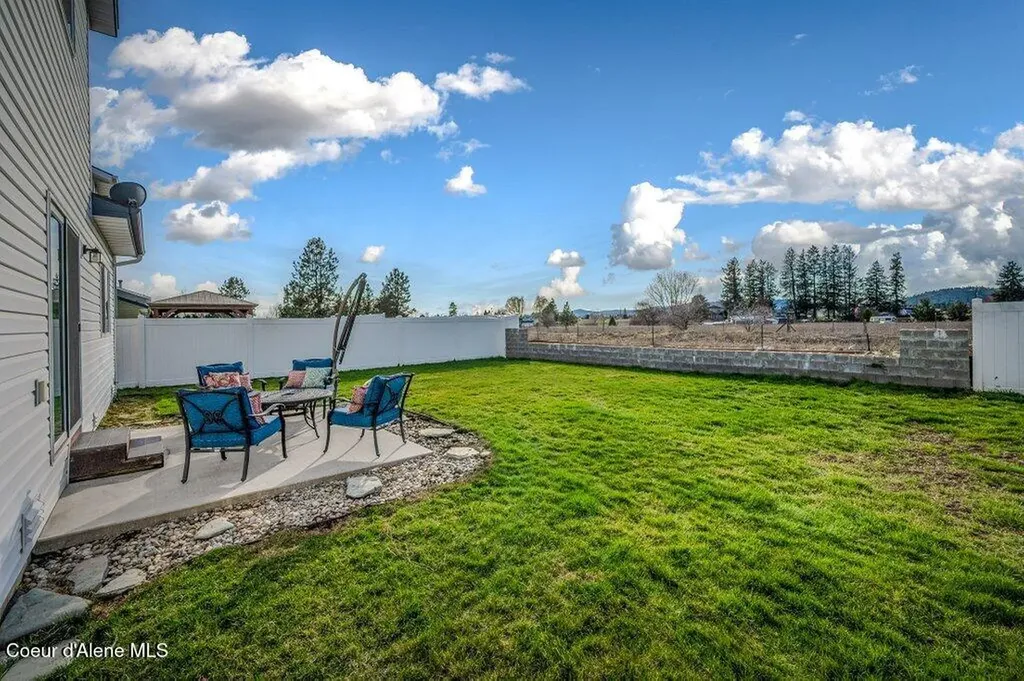 8361 N Scotsworth Street Post Falls ID 83854