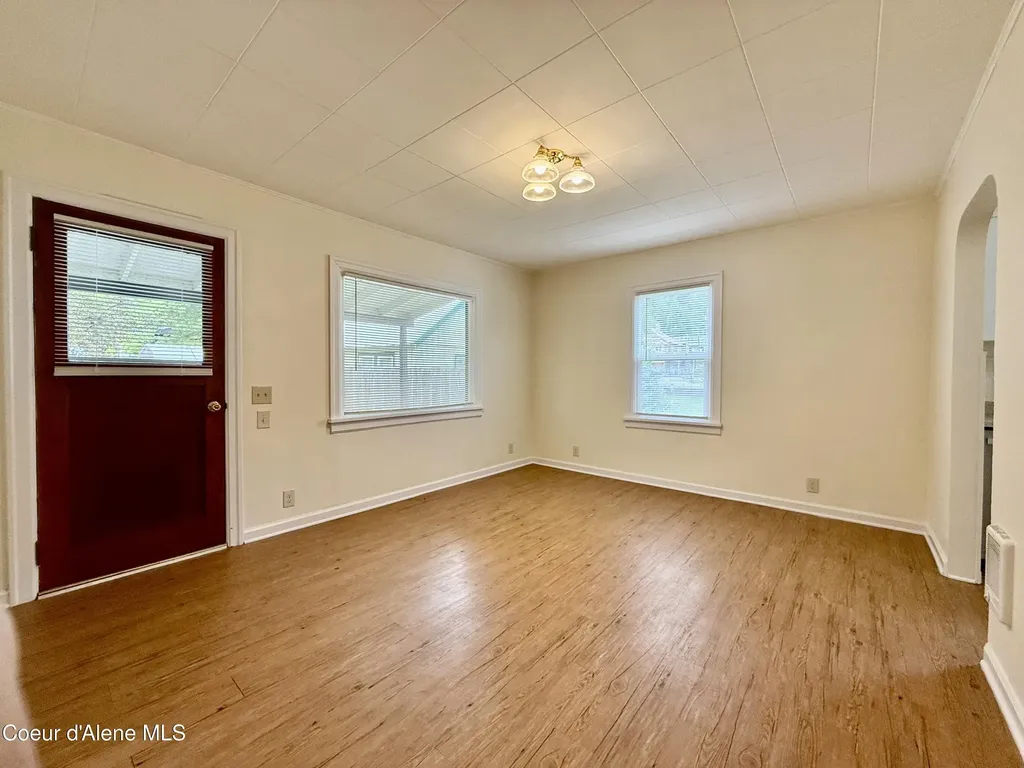 108 Markwell Avenue Silverton ID 83867