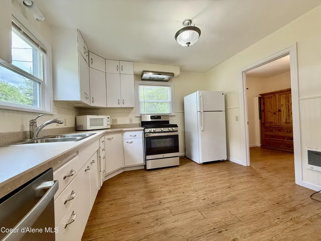 108 Markwell Avenue Silverton ID 83867