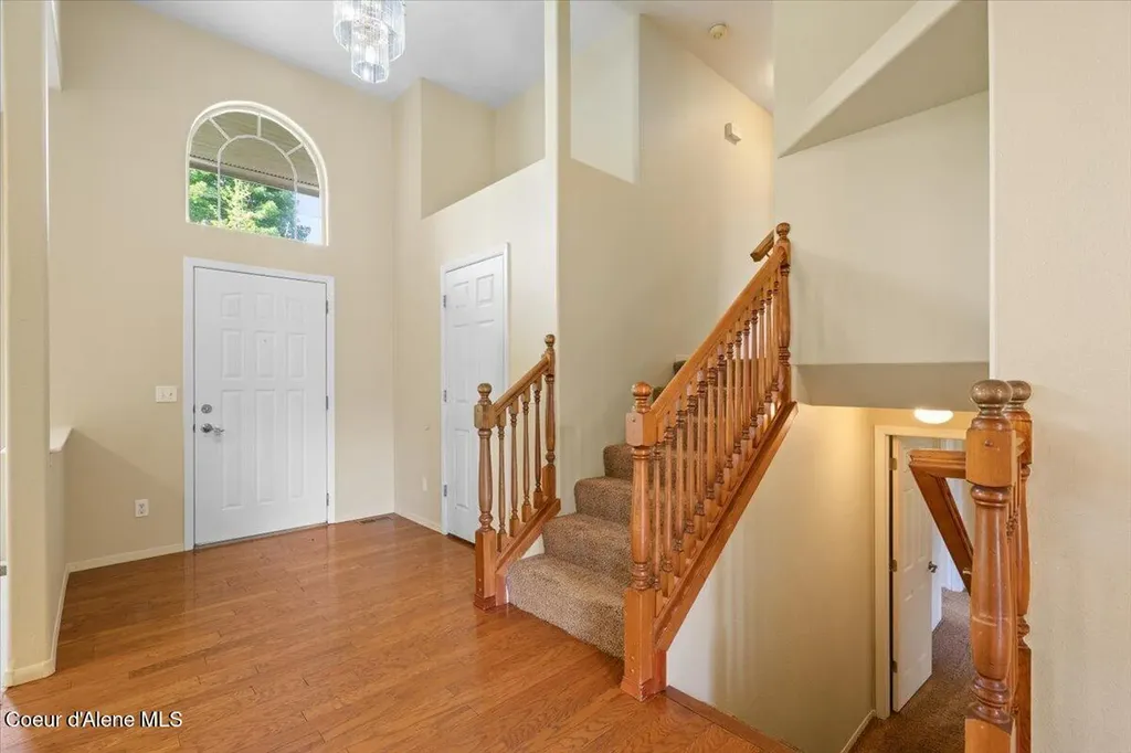 673 E Cloverleaf Drive Hayden ID 83835