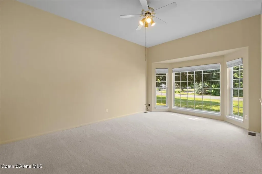 673 E Cloverleaf Drive Hayden ID 83835