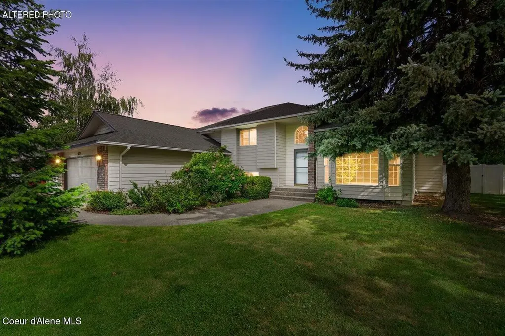 673 E Cloverleaf Drive Hayden ID 83835