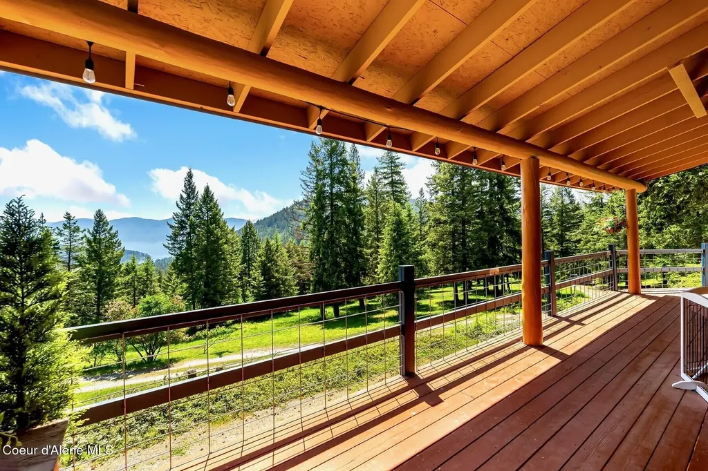 185 Larchwood Drive Sagle ID 83860