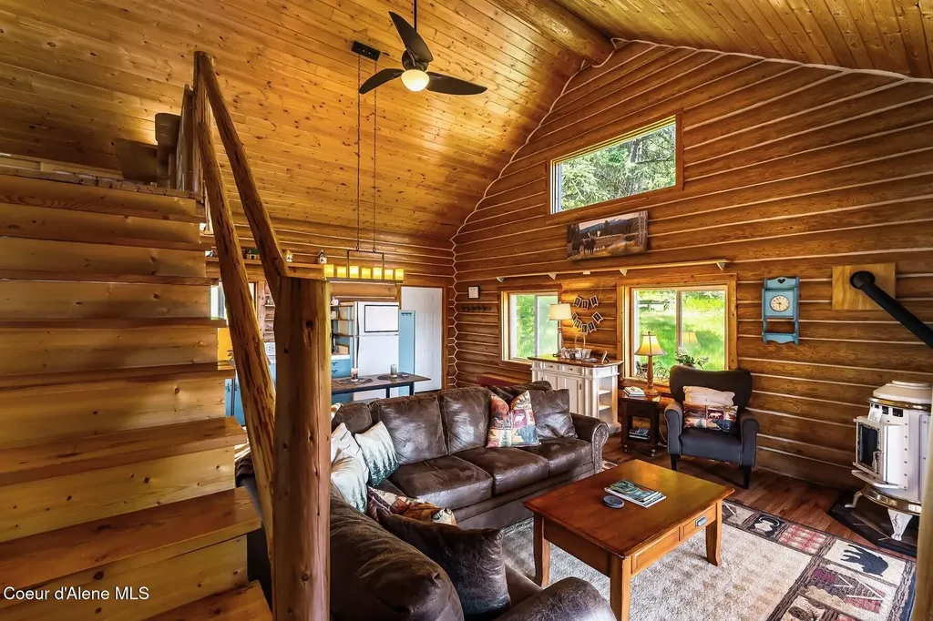 185 Larchwood Drive Sagle ID 83860