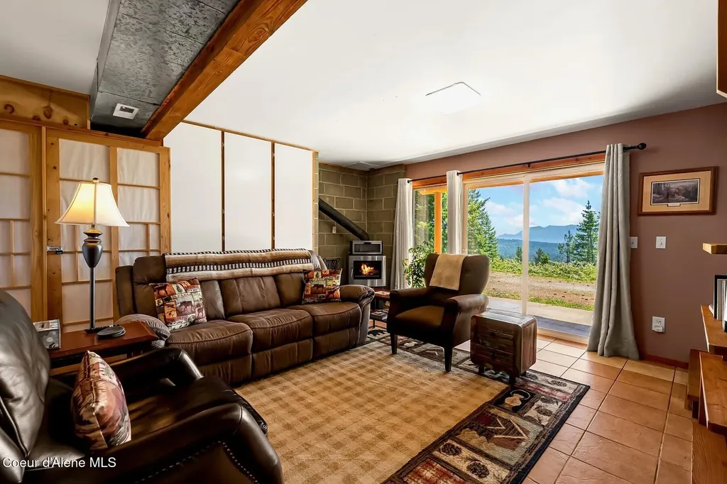 185 Larchwood Drive Sagle ID 83860