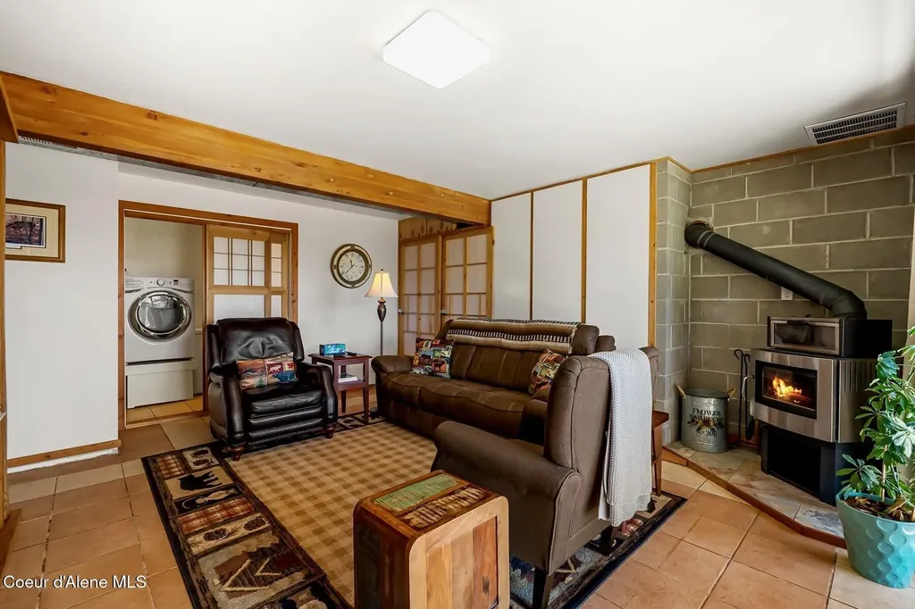 185 Larchwood Drive Sagle ID 83860