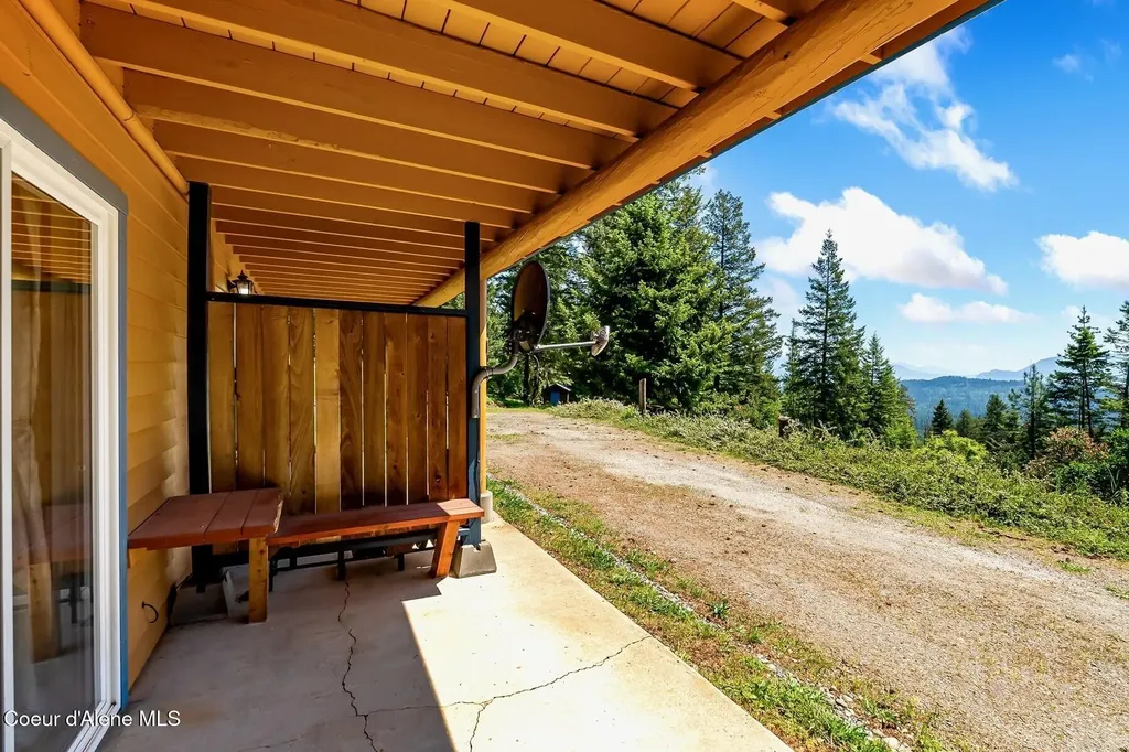 185 Larchwood Drive Sagle ID 83860