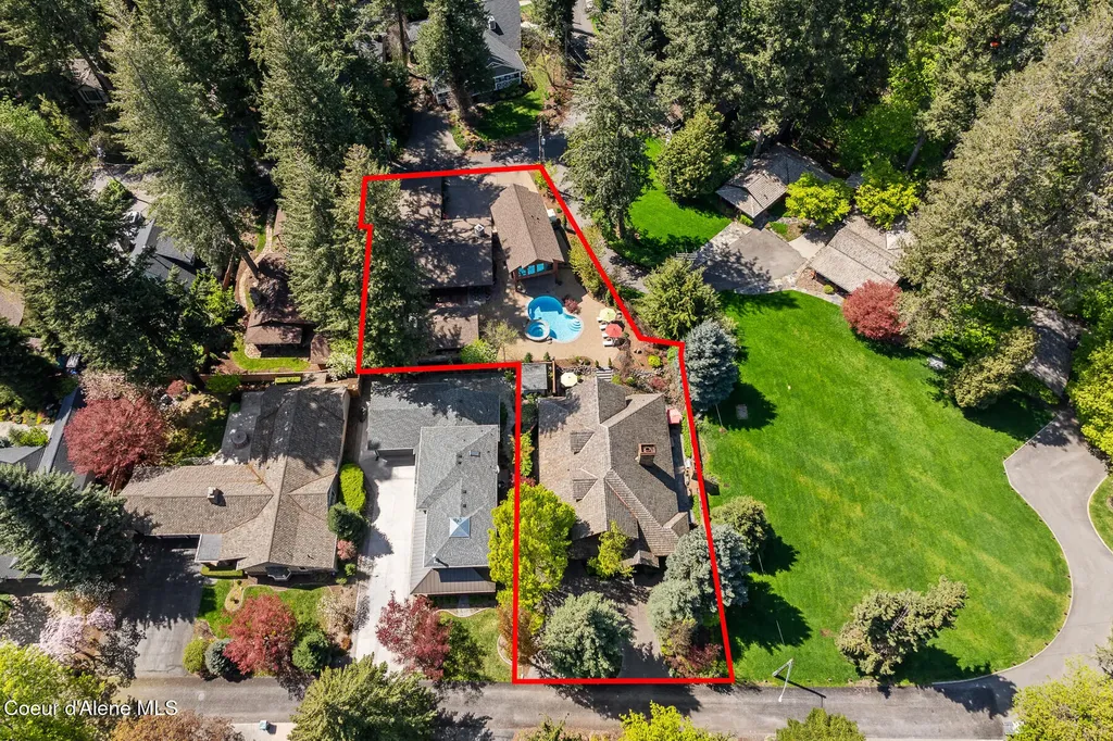 10351 N Gibson Road Hayden Lake ID 83835