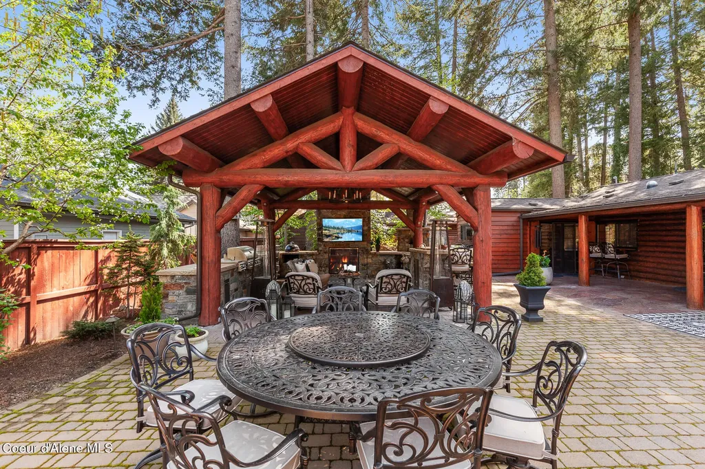 10351 N Gibson Road Hayden Lake ID 83835