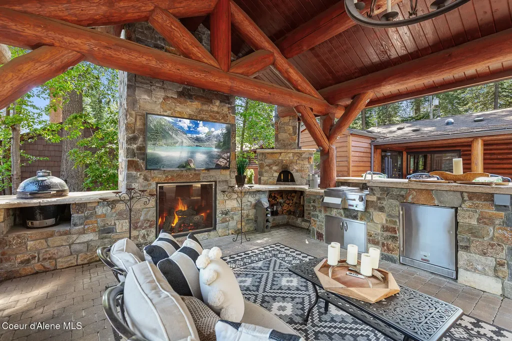 10351 N Gibson Road Hayden Lake ID 83835