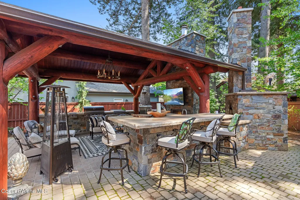 10351 N Gibson Road Hayden Lake ID 83835