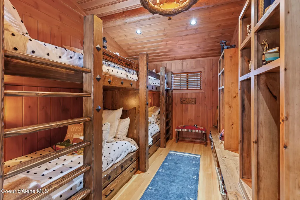 10351 N Gibson Road Hayden Lake ID 83835
