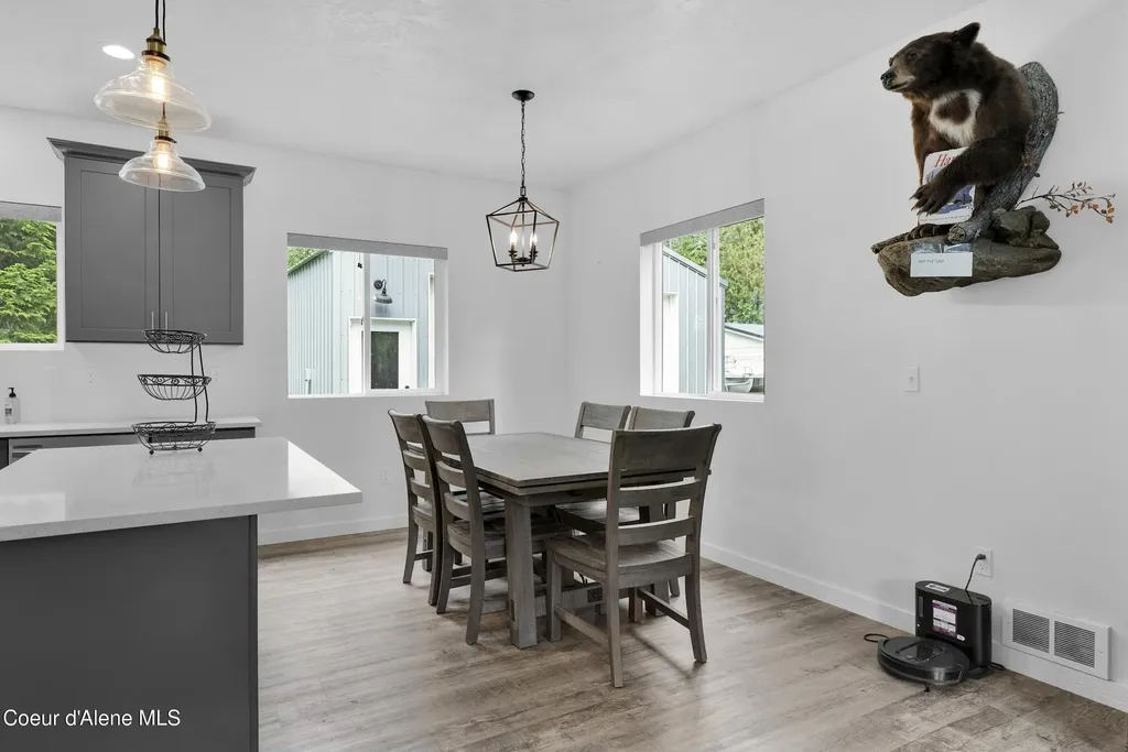 124 N Ryan Road Priest Lake ID 83856