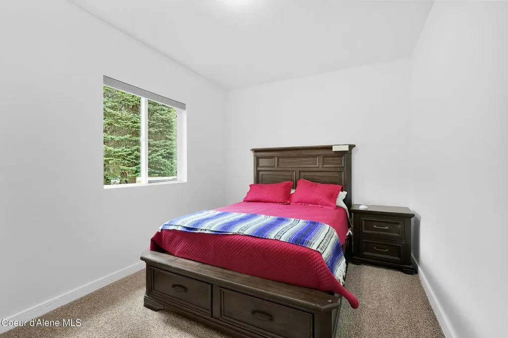 124 N Ryan Road Priest Lake ID 83856