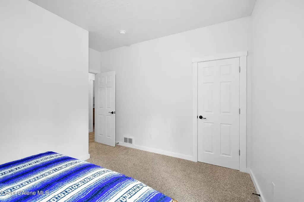 124 N Ryan Road Priest Lake ID 83856