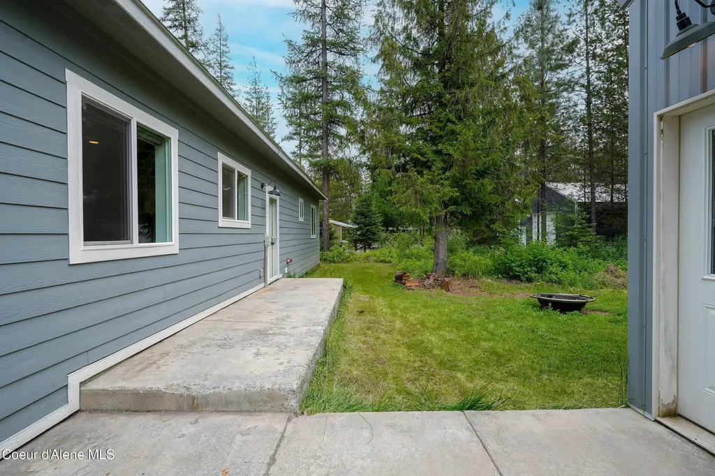 124 N Ryan Road Priest Lake ID 83856