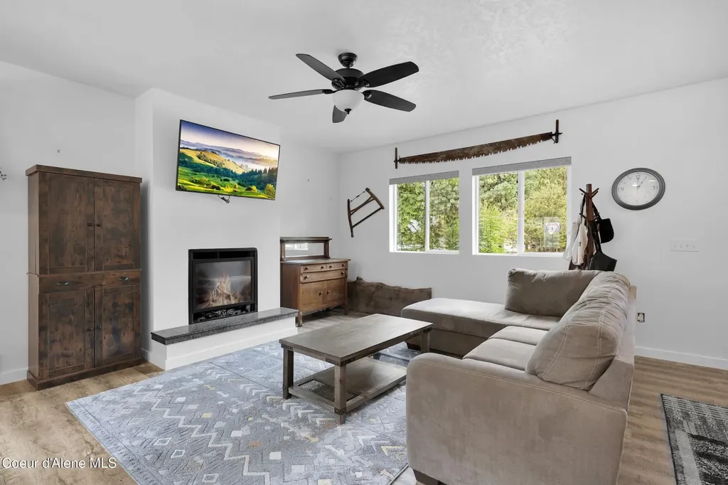 124 N Ryan Road Priest Lake ID 83856