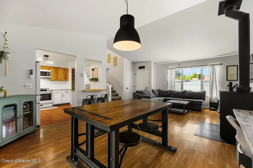 510 Loman Circle Sandpoint ID 83864