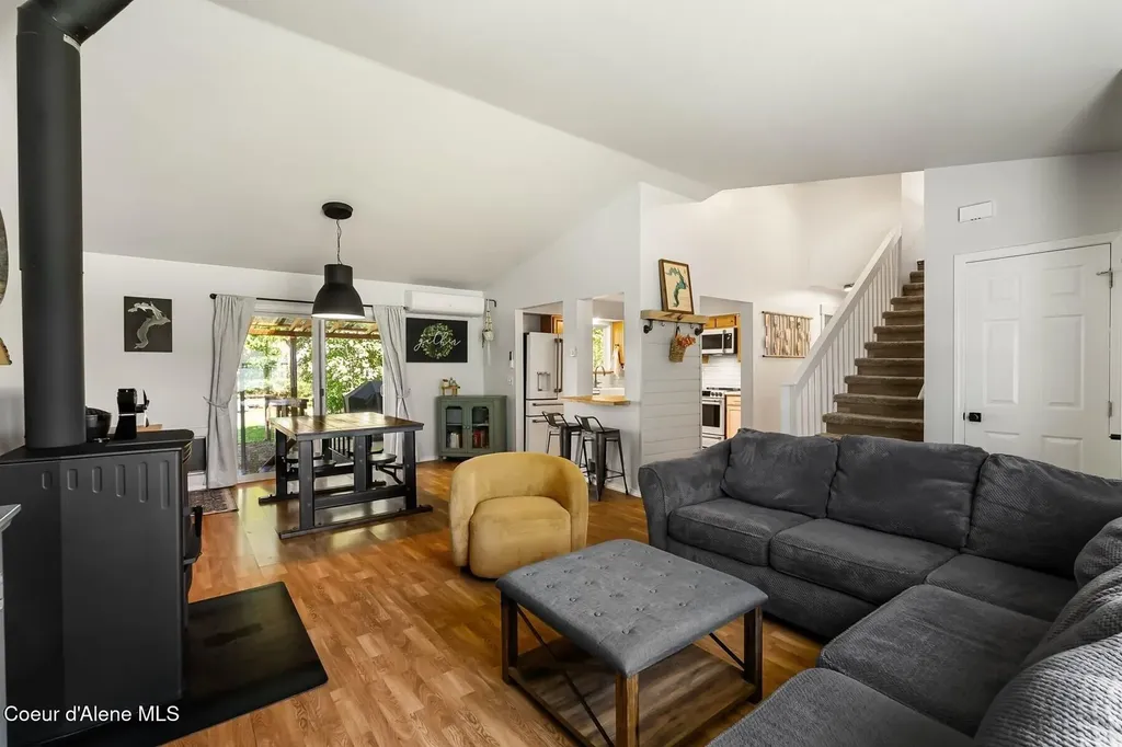 510 Loman Circle Sandpoint ID 83864
