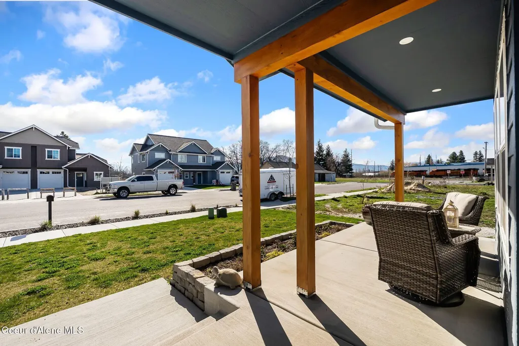 1667 Irvine Way Sandpoint ID 83864