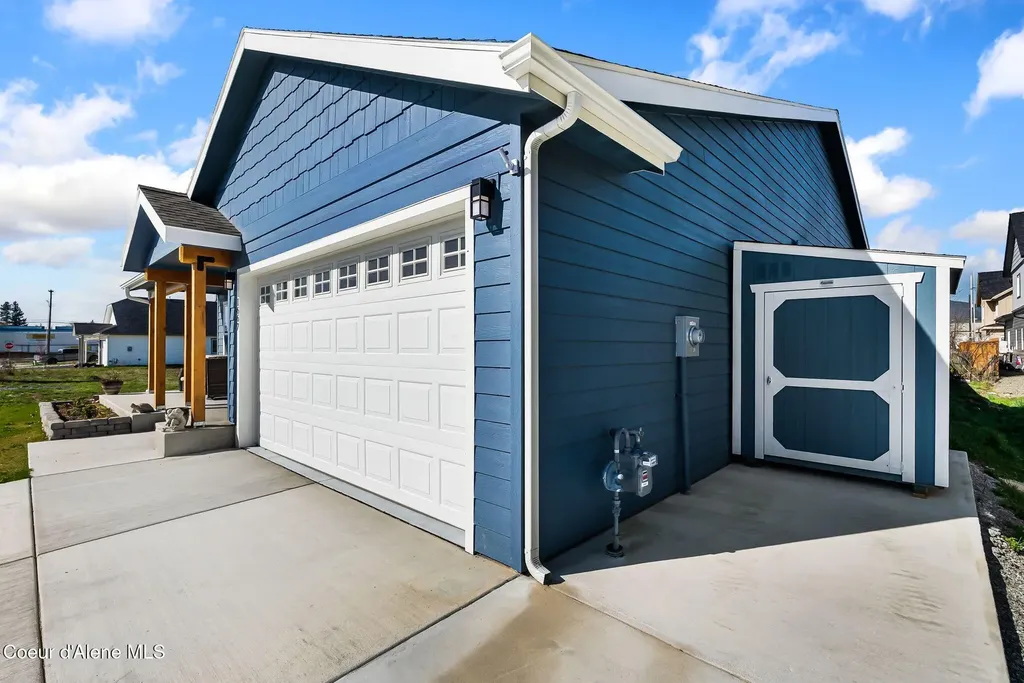 1667 Irvine Way Sandpoint ID 83864