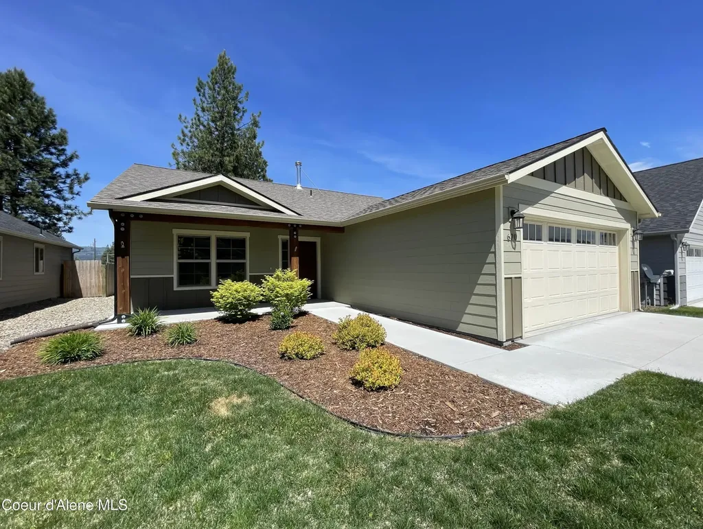 670 E Valley Street S Oldtown ID 83822