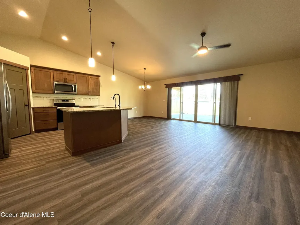 670 E Valley Street S Oldtown ID 83822