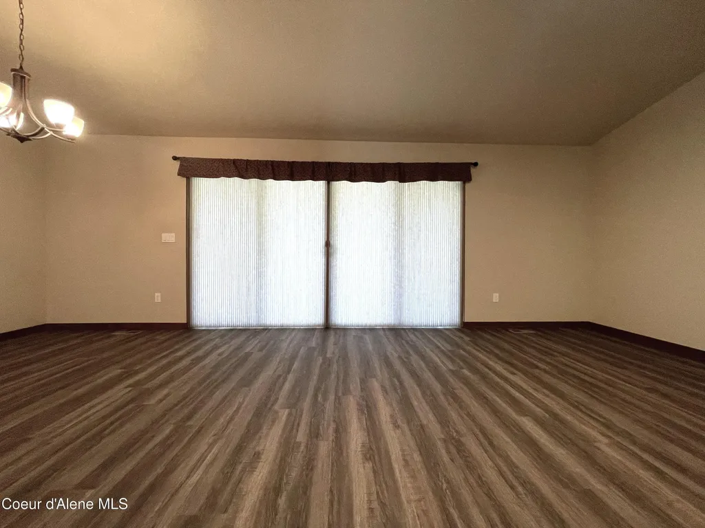 670 E Valley Street S Oldtown ID 83822