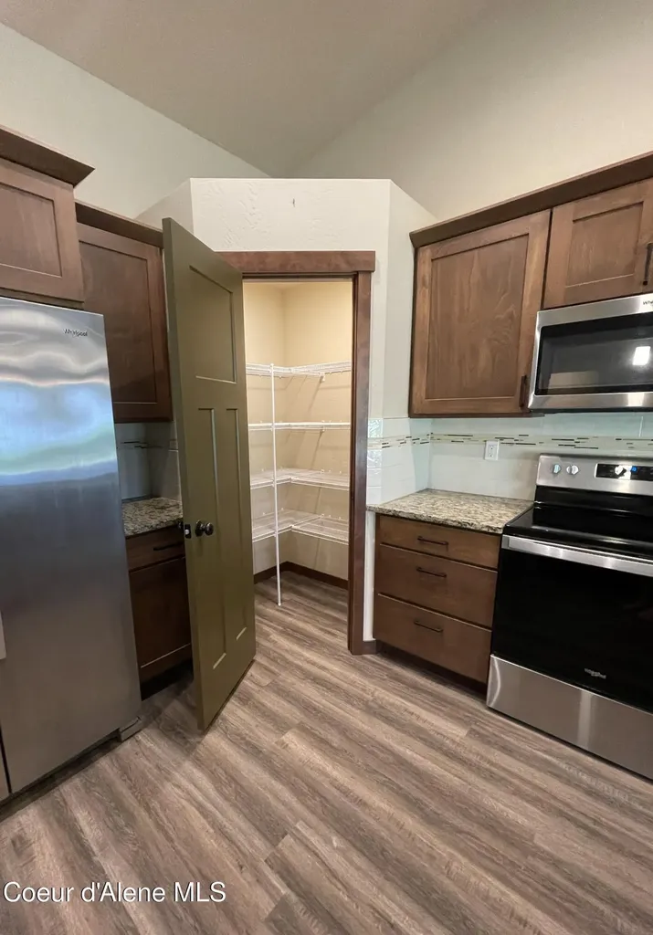 670 E Valley Street S Oldtown ID 83822