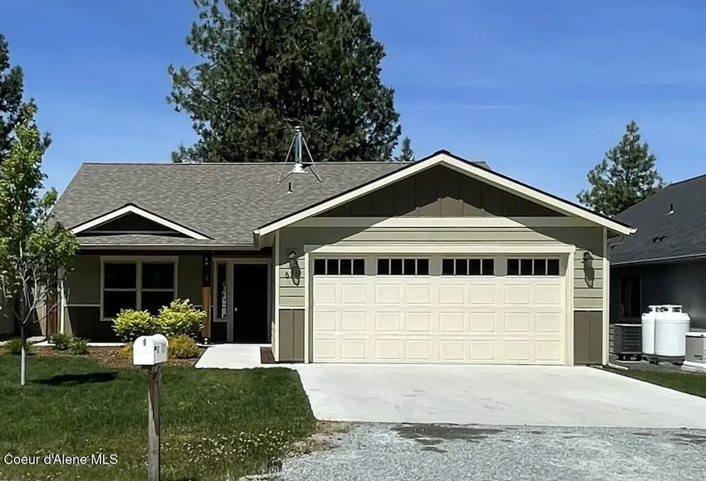 670 E Valley Street S Oldtown ID 83822