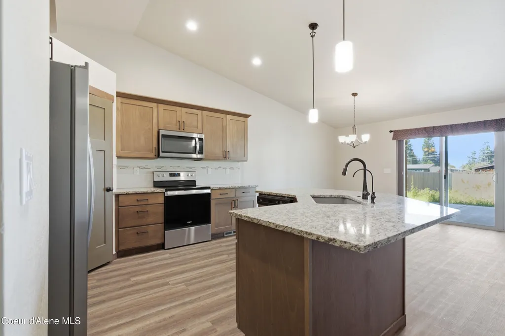 670 E Valley Street S Oldtown ID 83822