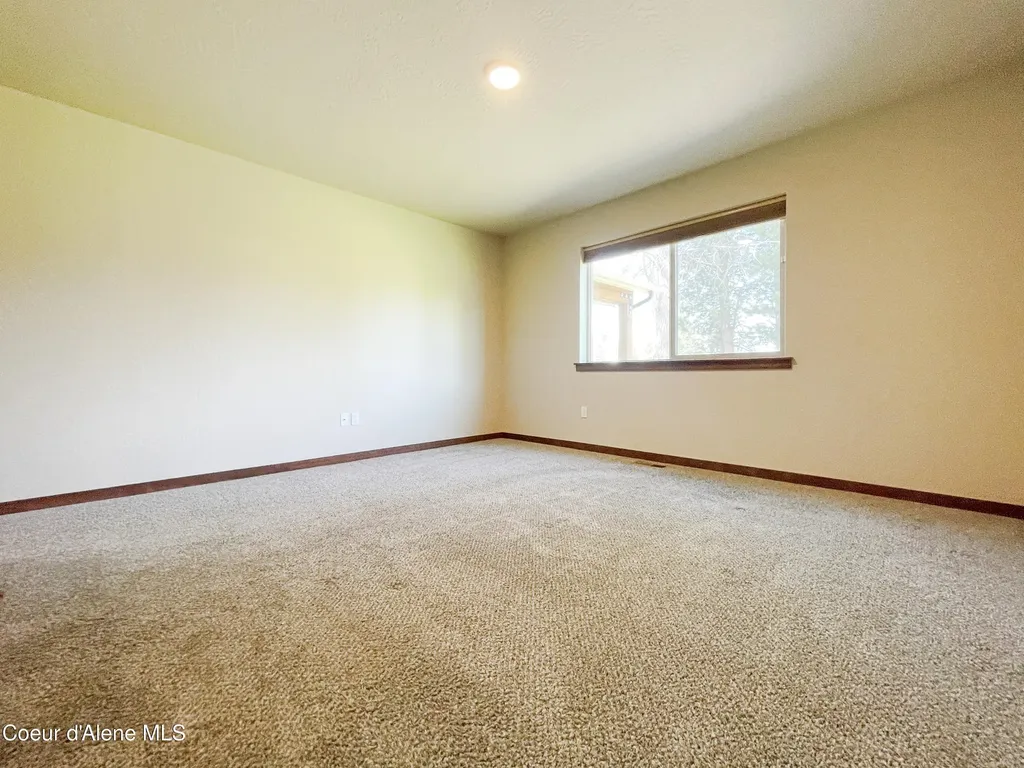 670 E Valley Street S Oldtown ID 83822