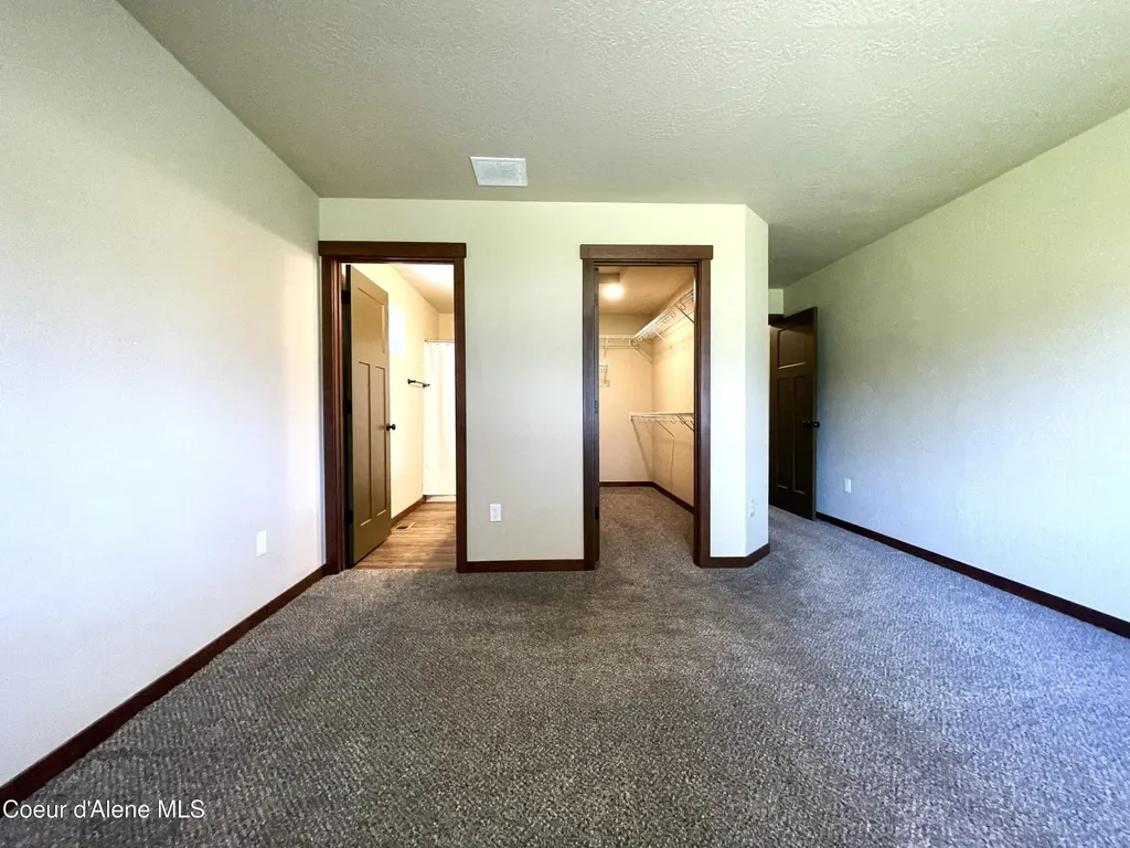 670 E Valley Street S Oldtown ID 83822