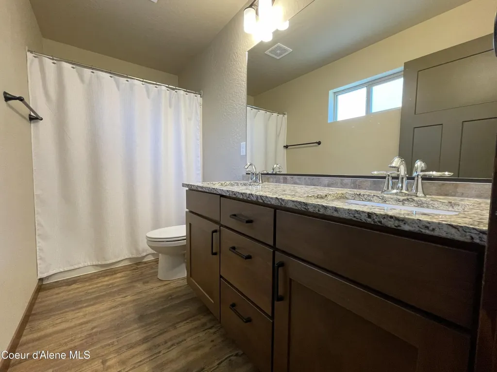 670 E Valley Street S Oldtown ID 83822