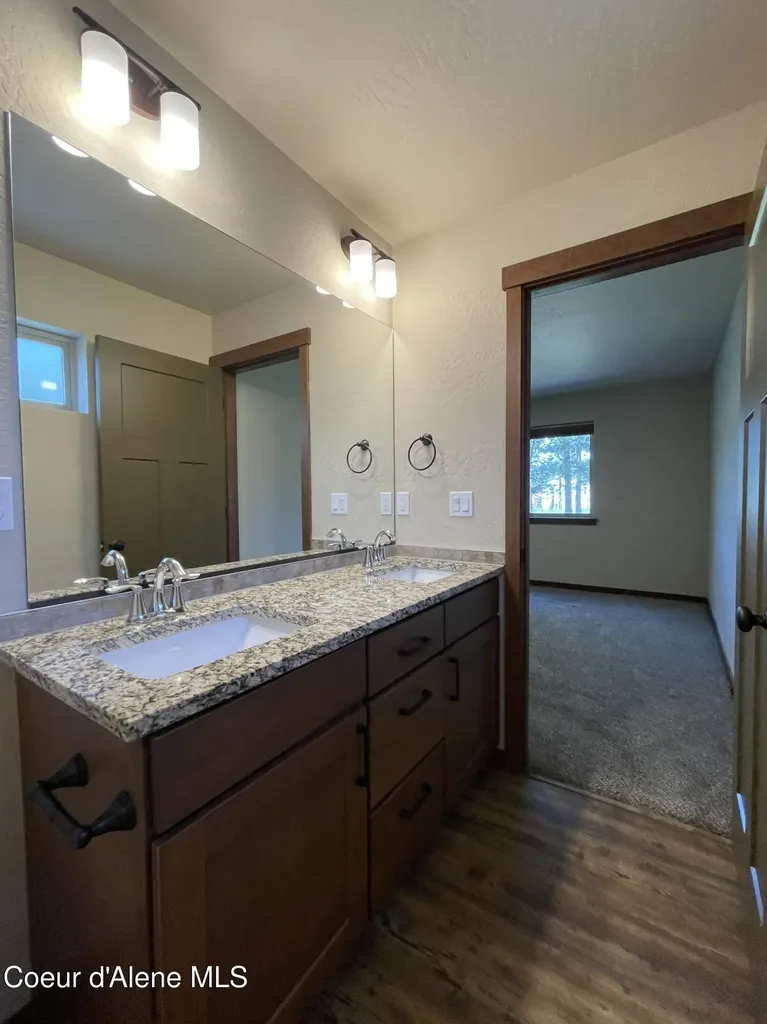 670 E Valley Street S Oldtown ID 83822