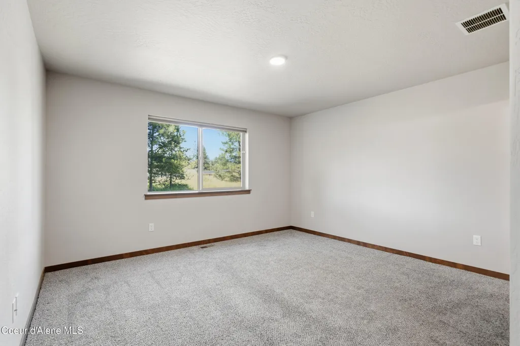 670 E Valley Street S Oldtown ID 83822