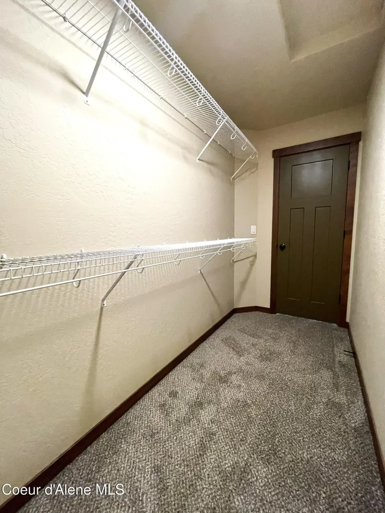 670 E Valley Street S Oldtown ID 83822