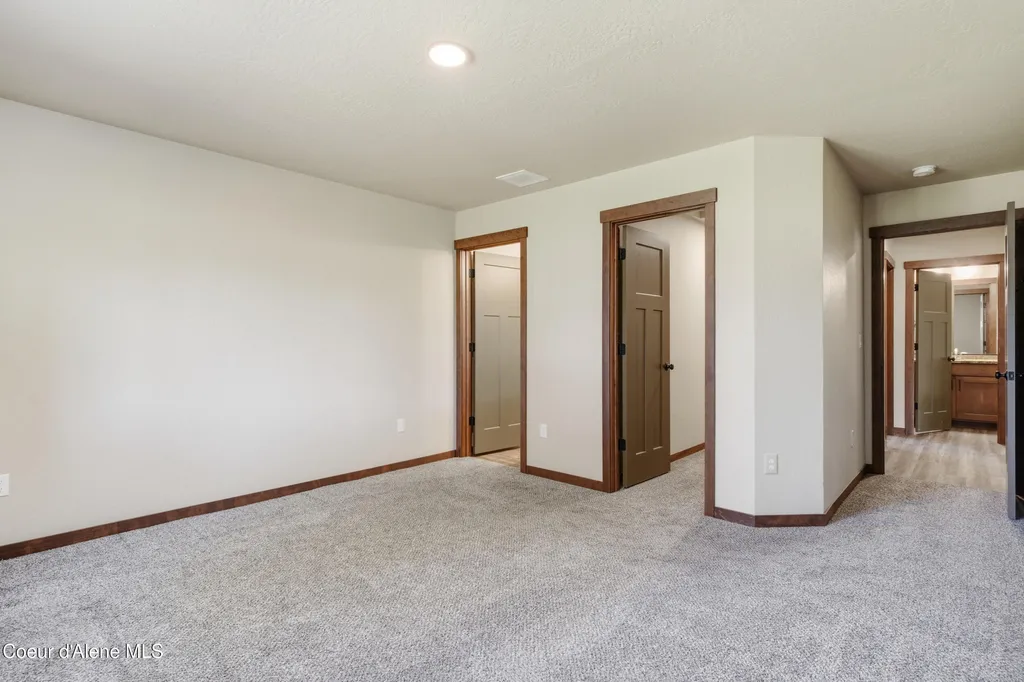 670 E Valley Street S Oldtown ID 83822