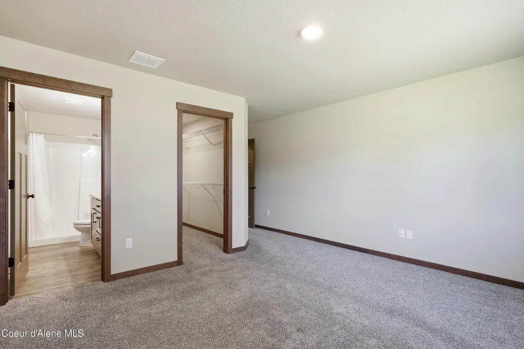 670 E Valley Street S Oldtown ID 83822