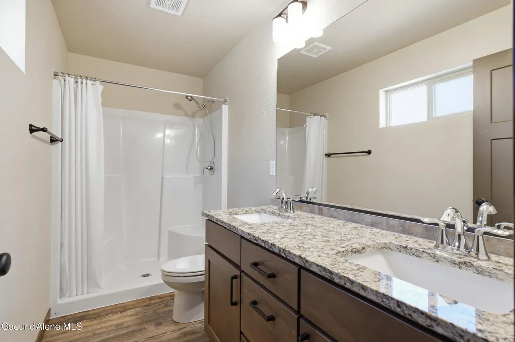 670 E Valley Street S Oldtown ID 83822
