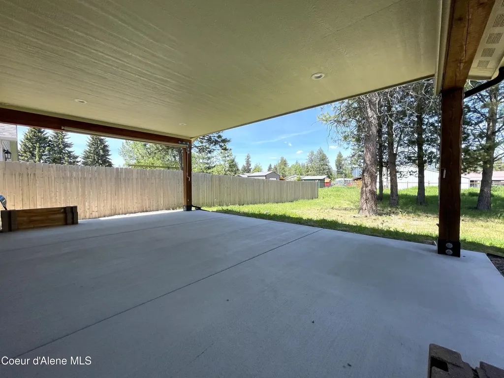 670 E Valley Street S Oldtown ID 83822