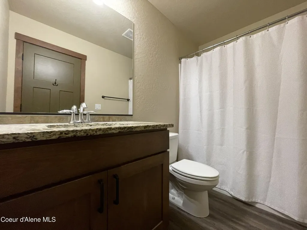 670 E Valley Street S Oldtown ID 83822