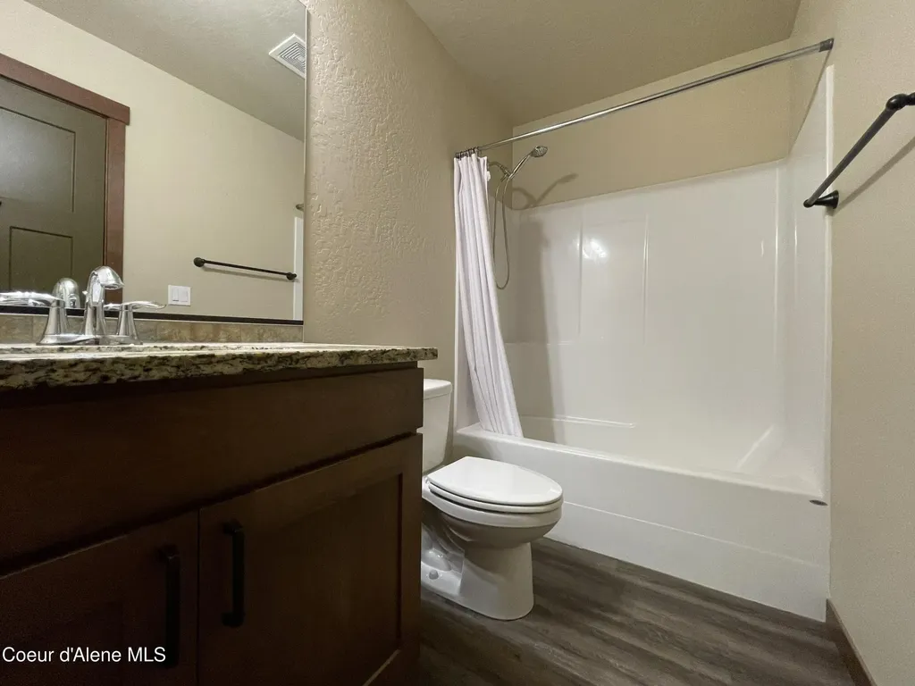 670 E Valley Street S Oldtown ID 83822