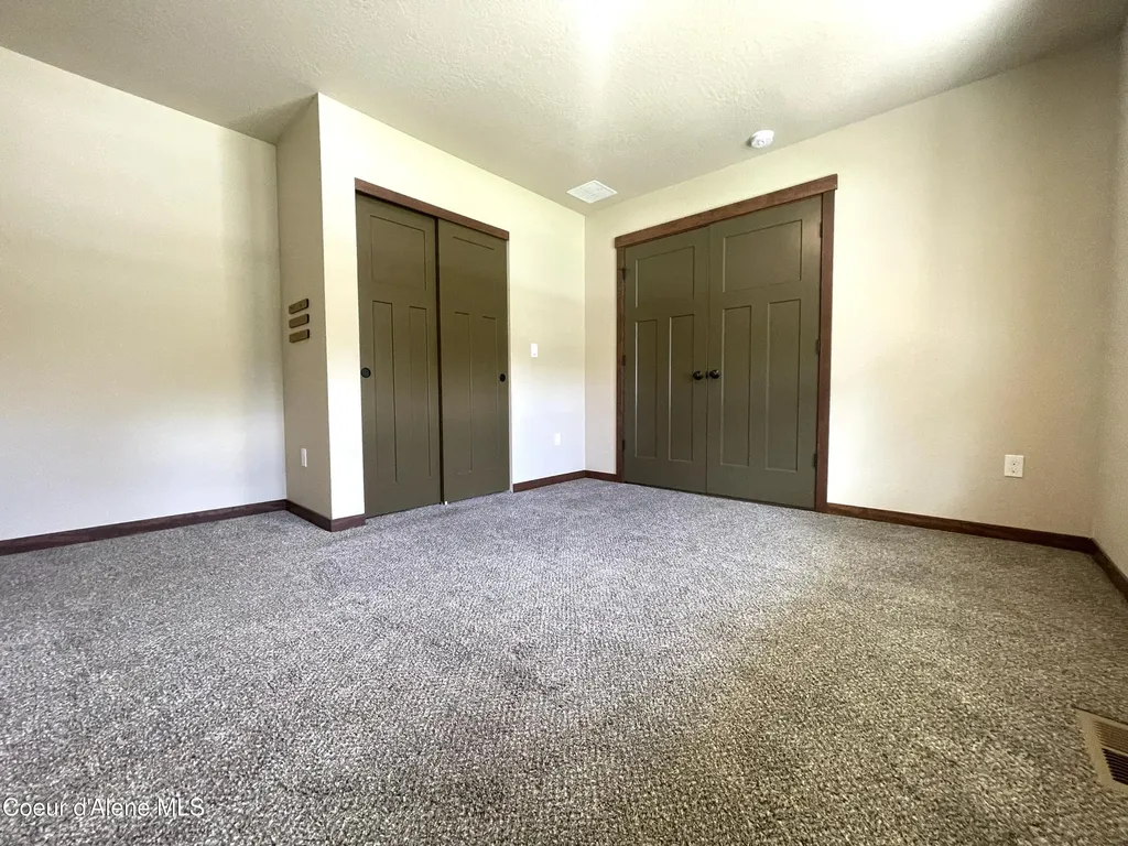 670 E Valley Street S Oldtown ID 83822