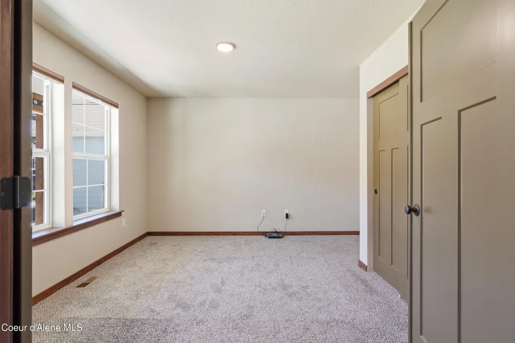670 E Valley Street S Oldtown ID 83822
