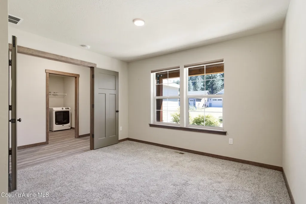 670 E Valley Street S Oldtown ID 83822