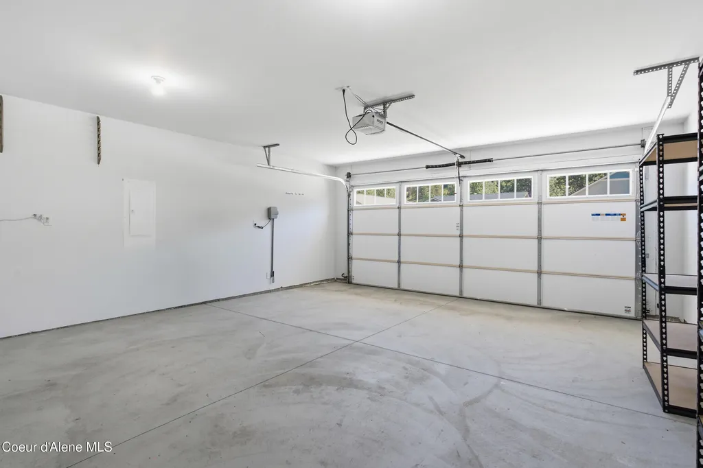 670 E Valley Street S Oldtown ID 83822