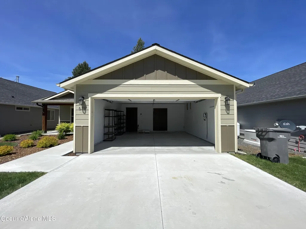 670 E Valley Street S Oldtown ID 83822