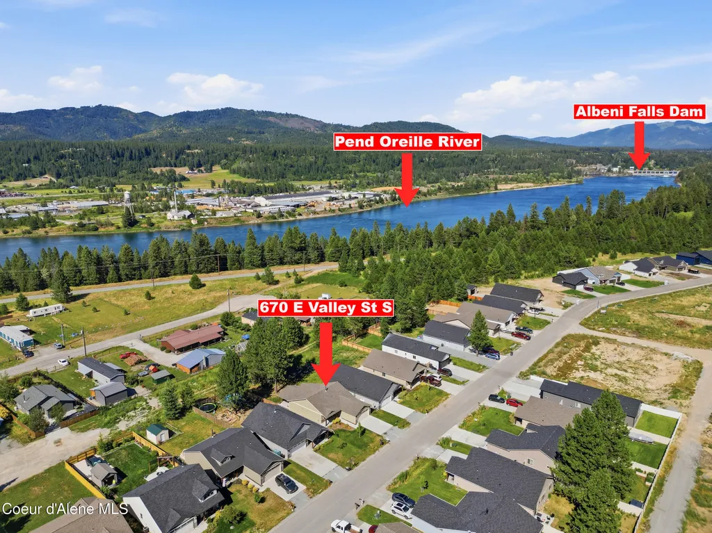 670 E Valley Street S Oldtown ID 83822
