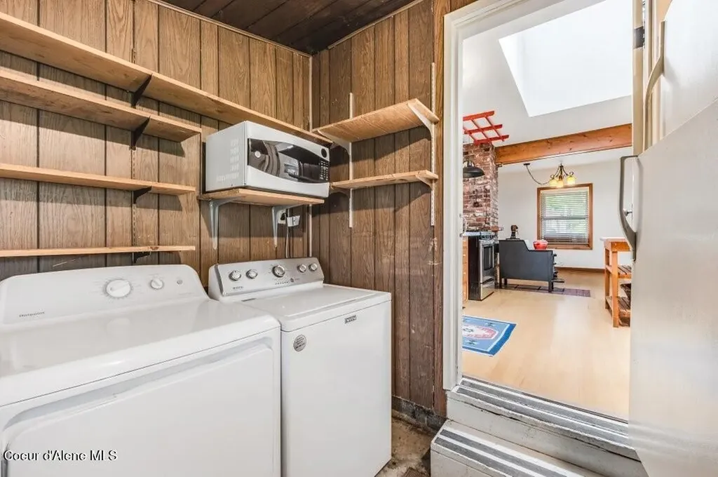 213 W 5th Avenue Clark Fork ID 83811